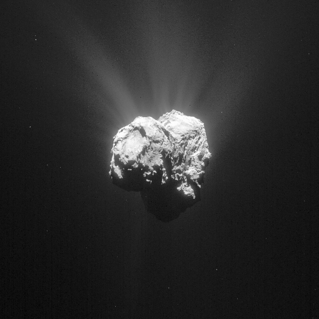 ESA Science & Technology - Comet 67P/C-G on 15 April 2015 - NavCam ...